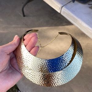 Gold choker